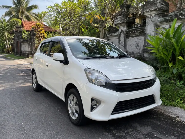 Self-drive car rental
